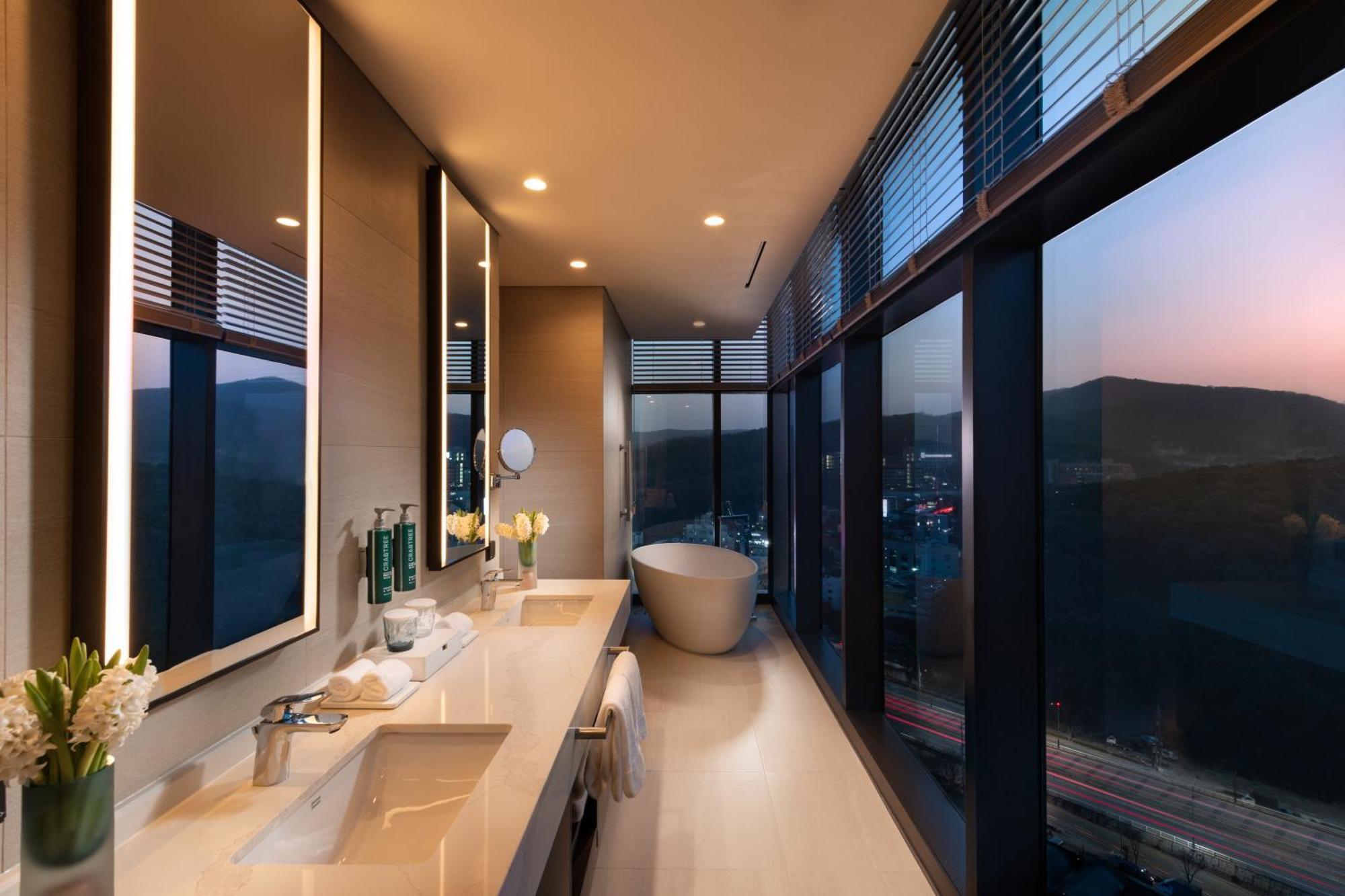 Doubletree By Hilton Seoul Pangyo Residences 城南市 外观 照片